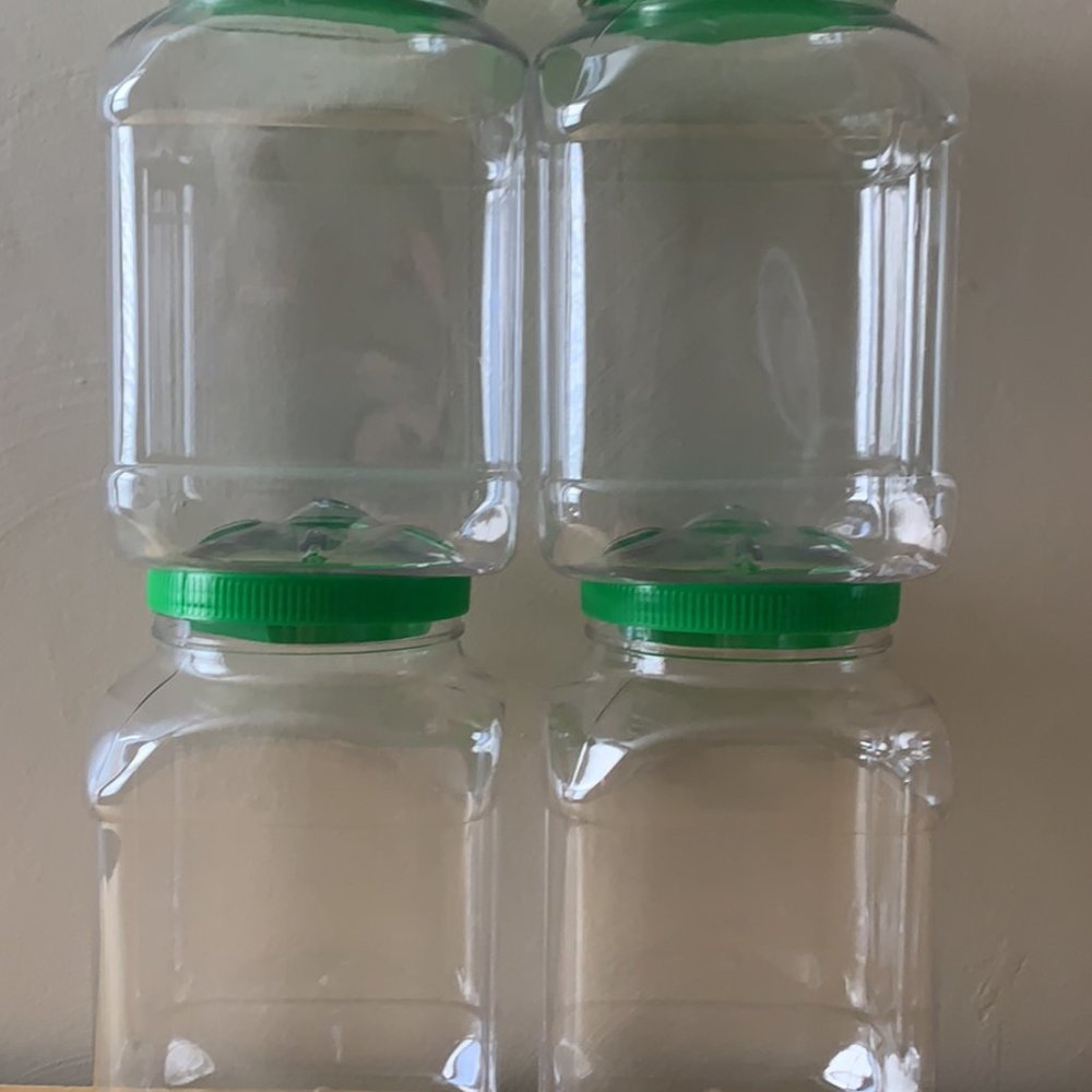 96oz Clear PET Plastic Square Jars With Red Handle - Picture 7 of 8